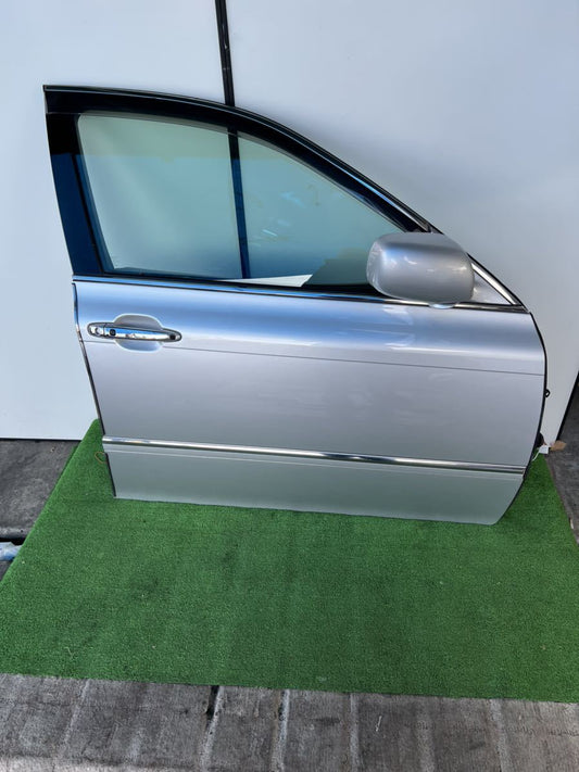 Toyota Crown Door (FR) 2013-2015